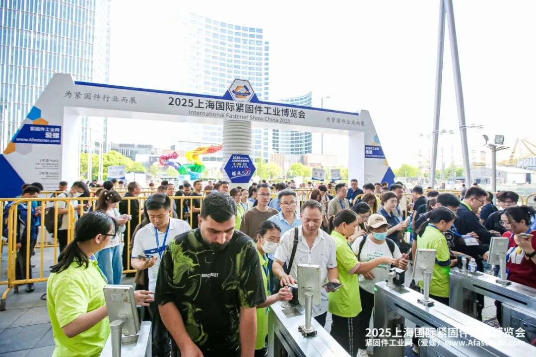 入门人流5（排队）.jpg